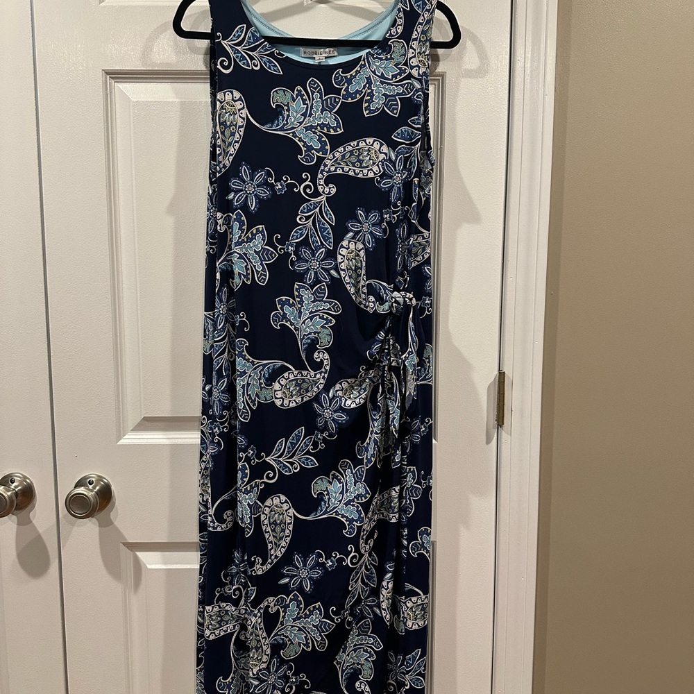 Robbie Bee Navy and Light Blue Paisley Maxi Dress